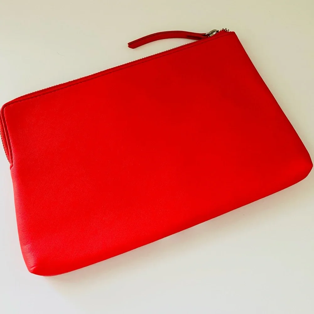 4 for $10 Stella & Dot Elephant Clutch - Picture 2 of 3